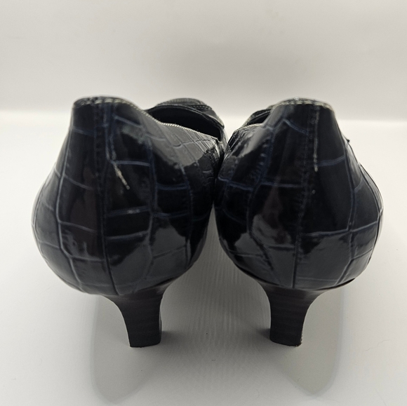 EUC Bandolino Size 9 Blue Alligator Heels - Picture 4 of 6